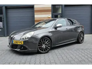 Alfa Romeo Giulietta 1.7 Quadrifoglio Verde Volled. Historie