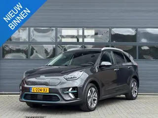 KIA E-NIRO DYNAMICPLUSLINE 64 KWH (100% SOH) I V/D EERSTE EIGENAAR I 3-FASE LADEN I SCHUIF/KANTELDAK