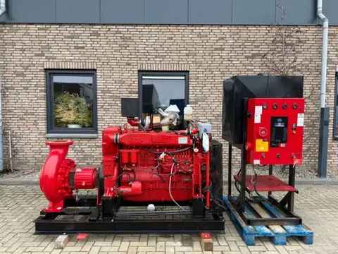 WATERPOMP IETS WD618C 745 m3 / h 10 Bar Diesel Waterpump as New ! 234 hours