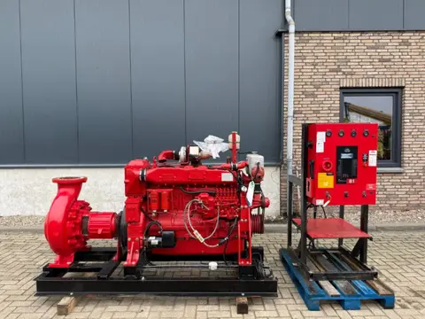 WATERPOMP IETS WD618C 745 m3 / h 10 Bar Diesel Waterpump as New ! 338 hours