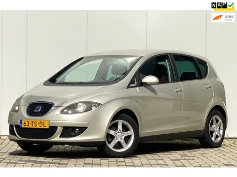 Seat Altea 1.6 Lifestyle AIRCO ROOD LEER IN PERFECT STAAT