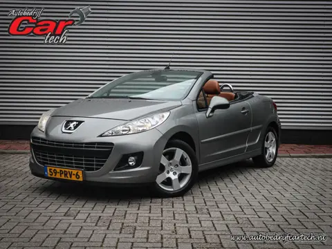 Peugeot 207 CC 1.6 VTi | Clima | Cruise | Leer | Stoelverwarming | Trekhaak | Lichtmetaal |