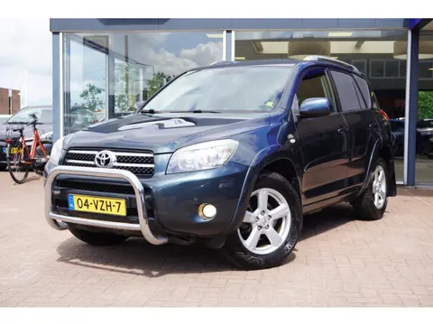 Toyota RAV4 2.2 D4-D D-CAT Executive | Grijskenteken | Veel ruimte | Youngtimer | Airco | Elek. Pakk