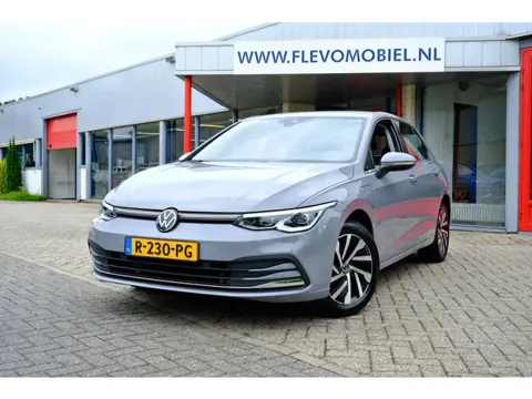 Volkswagen Golf 1.4 eHybrid Style Aut. IQ-Light|1e Eig|Adapt.Cruise|Cam|Virtual Disp|Stoelmassage