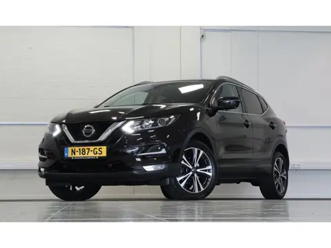 Nissan Qashqai 1.3 DIG-T N-Connecta Trekhaak 360 Camera Pano Navi