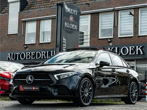 Mercedes-Benz A-Klasse 250 e Business Solution AMG PANO BURMESTER MEMORY STOELEN 19 INCH CAMERA