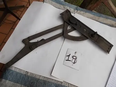 Lift window mechanism for Fiat 1500 Spider