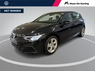Volkswagen Golf 1.0 eTSI 110pk DSG Life Business · Camera · Keyless · Dodehoeksensor · Apple/Android