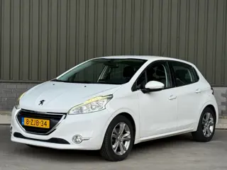 Peugeot 208 1.2 VTi Blue Lease Executive / Carplay