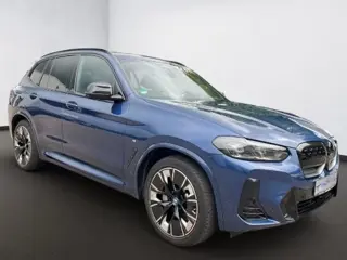 BMW iX3 M-SPORT 80 kWh (210kW/286pk) ** LED, LEDER, PANO, TREKH, ALARM, H&K SOUND,  20-inch LMV ** 1