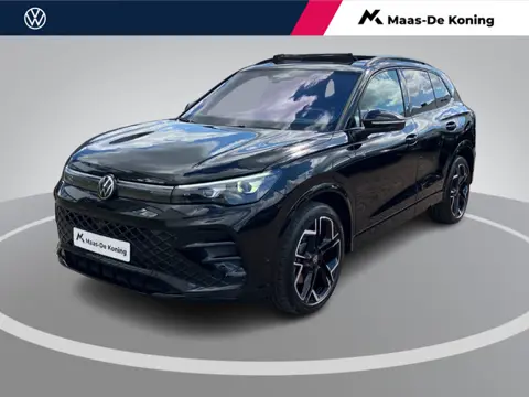 Volkswagen Tiguan 1.5eHybrid 200kW/272PK R-Line Black Style DSG · Panoramadak · Leder · Trekhaak · H