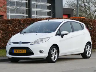 Ford Fiesta 1.25 Titanium | airco | trekhaak (bj 2009)