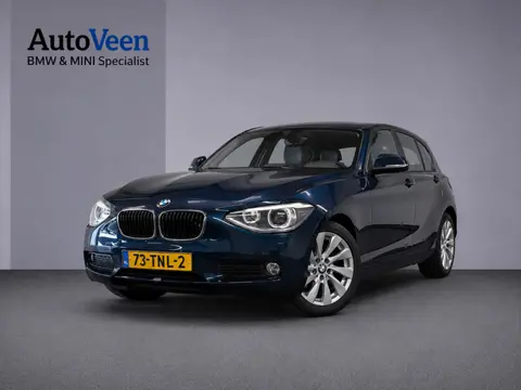 BMW 1-serie 116i Business+ (PANO, LEER, LED, CRUISE, H&K AUDIO, PARKEERSENSOREN)