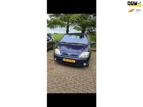 Renault Scénic 1.8-16V Expression Sport