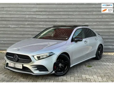 Mercedes-Benz A-klasse 200 AMG PANO NIGHTPACK SFEER CAMERA BTW AUTOMAAT TREKHAAK