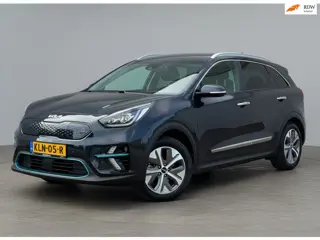 Kia E-Niro ExecutiveLine 64 kWh|Schuif/kanteldak|Trekhaak|SOH 100%|Carplay