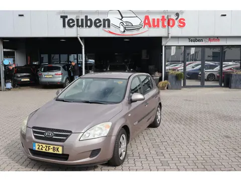 Kia cee'd 1.4 X-tra | Airco | Trekhaak |