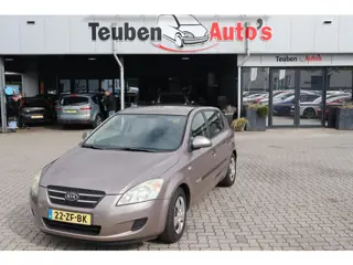 Kia cee'd 1.4 X-tra | Airco | Trekhaak |