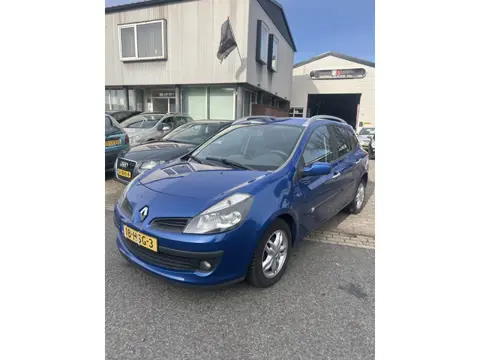 Renault Clio Estate 1.2 TCE Dynamique Goed onderhouden en perfect rijdende Clio. Prijs is inclusief 