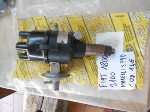 Distributor for Fiat 1800 and 2100