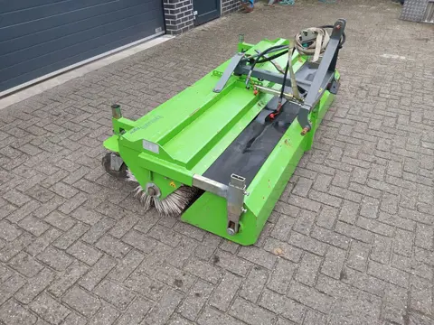 Bema  2300 Veegmachine / Rolbezem