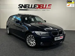 BMW 3-serie Touring 318i Business Line|PANO|GOED ONDERHOUDEN|PDC|LEREN INTERIEUR|WINTERVELGEN SET|