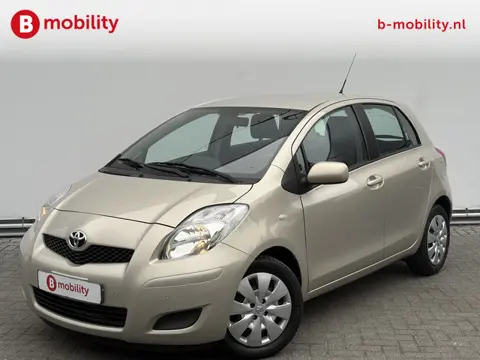 Toyota Yaris 1.3 VVTi Aspiration Automaat 66.000KM! | Airco | Parkeersensoren | Radio