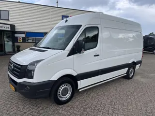 Volkswagen Crafter 46 2.0 TDI L2H2 3500 kg 3500 kg aanhanger toegestaan, weinig km's, zeer goed onde