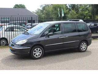 Peugeot 807 2.0 ST Navteq on board