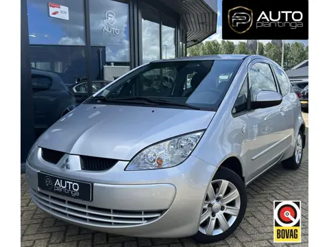 Mitsubishi Colt 1.3 Invite | Volledig Dealeronderhouden | AUTOMAAT | Airco | Parkeersensoren | 2 Sle