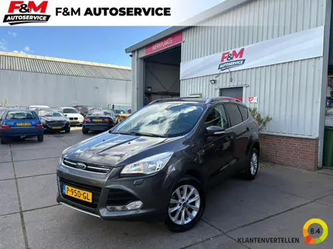 Ford Kuga 1.5 Titanium Clima, cruise, pdc achter, trekhaak, stoelverwarming