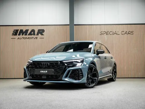 Audi RS3 Sportback 2.5 TFSI quattro | Akrapovič | Eventuri | Urban |