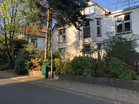 Woning aan de Heuvellaan te Hilversum