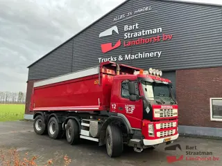Terberg FM2000-T 8x8 23m3 kipper met aluminium afdekkleppen. Handgeschakeld. BS1869
