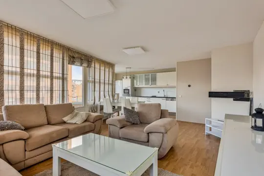 Woning aan de Jan van Duivenvoordestraat te Amsterdam