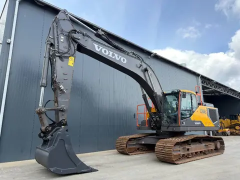 Volvo EC300E L | Only 2000 Hours (bj 2023)