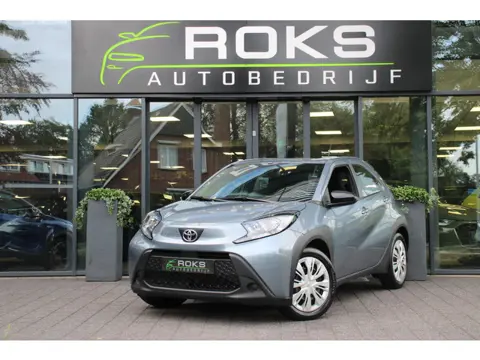 Toyota Aygo X 1.0 VVT-i S-CVT Play Automaat (bj 2025)