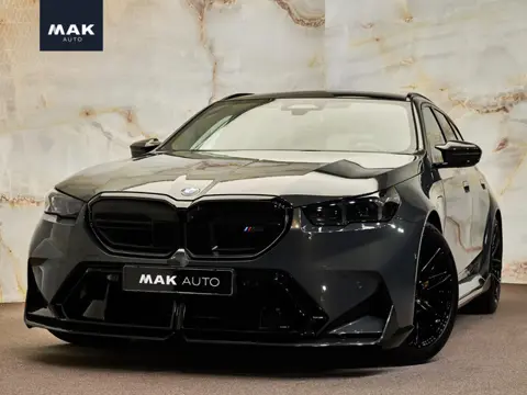 BMW M5 Touring V8 M Hybrid , Akrapovič, M Performance, Sonderlackierung, Ultimate Package, ceramic, 