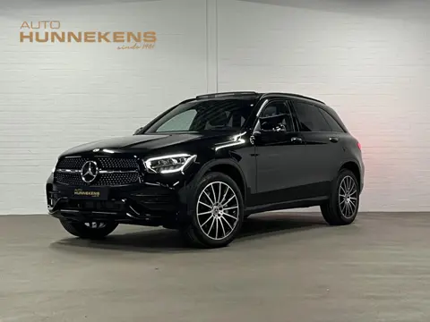 Mercedes-Benz GLC300e AMG Line Trekhaak | Open dak | Distronic | Stoelverwarming | Ambient verlichti