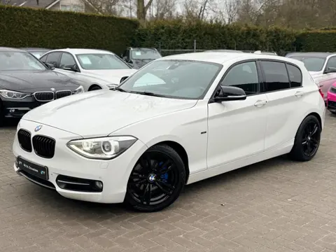 BMW 1-serie 118i Business Sport|Nieuwe Ketting + Klepseals|Leder|Navigatie|Trekhaak|Cruise control|C