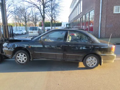 Kia Mentor 1.6 16V 2001 Onderdelen motorcode GA6D