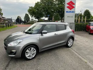 Suzuki Swift 1.2 Select Smart Hybrid // Slechts 19.000 KM // 1e eigenaar door ons nieuw geleverd en 