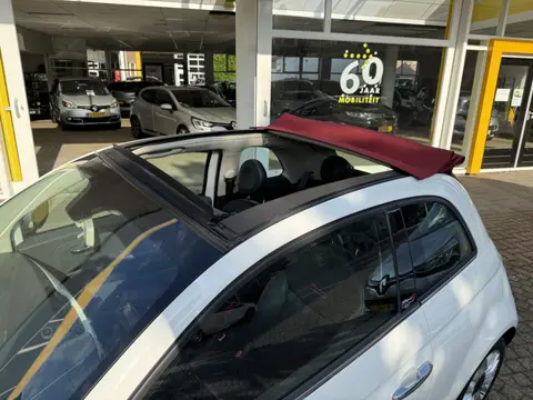 Fiat 500C 0.9 TwinAir Turbo Lounge CABRIO PANORAMADAK TREKHAAK PARKEERSENSOREN LICHTMETALEEN VELGEN 