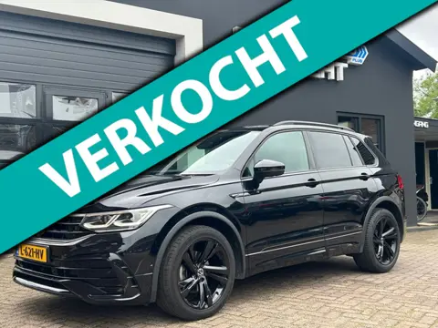 Volkswagen Tiguan 1.5 TSI Elegance 3x R-line Pano/Trekhaak/Carplay