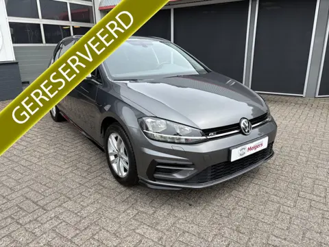 Volkswagen Golf 1.5 TSI Highline Business R (bj 2017)
