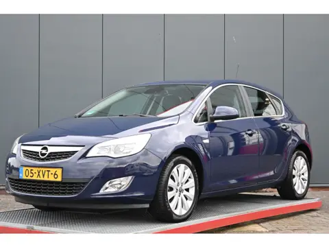 Opel Astra 1.4 Cosmo trekhaak (bj 2012)
