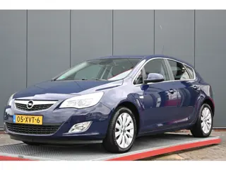Opel Astra 1.4 Cosmo trekhaak (bj 2012)