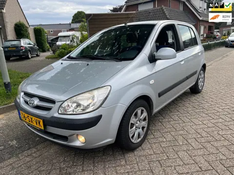 Hyundai Getz 1.4i Active Cool / 120.000km nap