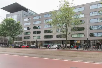 Woning aan de Sarphatistraat te Amsterdam