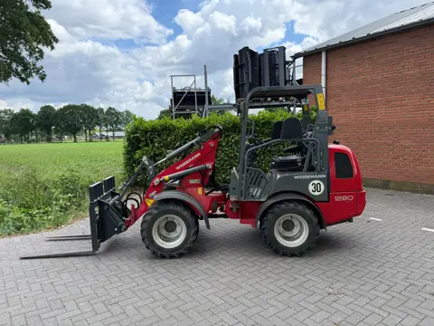 Weidemann 1280 (bj 2015)
